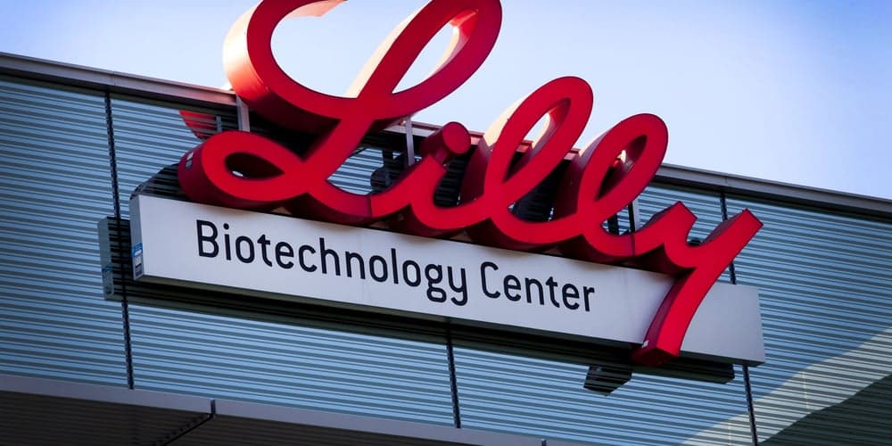 Eli Lilly staví hubnoucí impérium. Tak proč právě teď utratila skoro 4 miliardy za vakcíny?