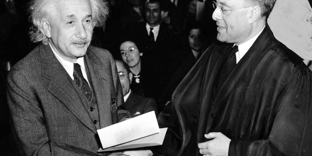 Einstein citát o složeném úročení nikdy neřekl, ale přesto je to nejdůležitější věc, co o penězích víte