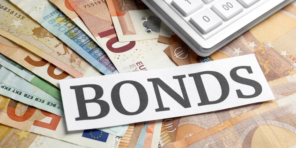 „Nudné" dluhopisy položily banku a smazaly 30 % v jediném roce. Jak doopravdy fungují?