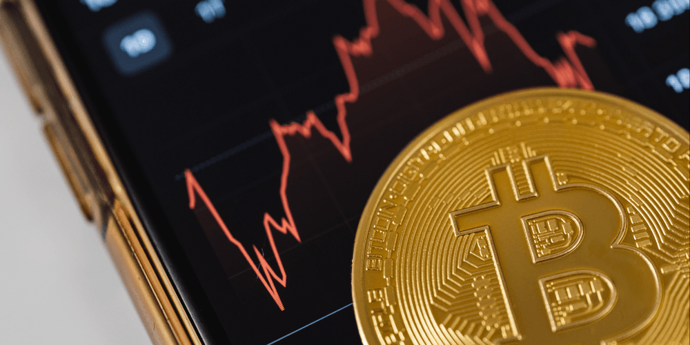 Bitcoin se propadl pod 70 000 USD: Peníze jsou potřeba jinde